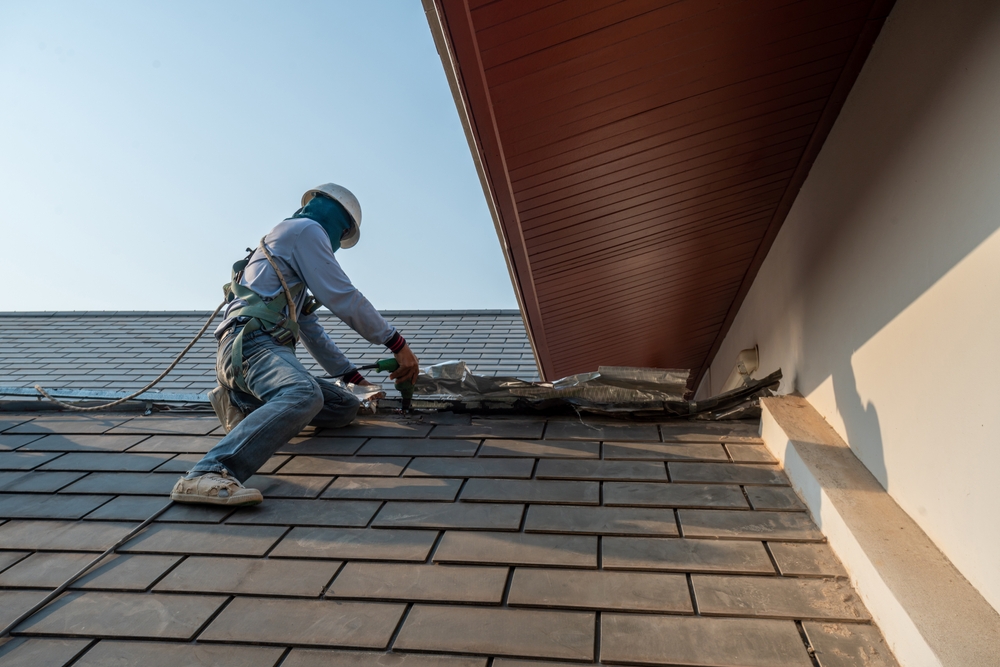 Roof repair - Avery Roof Services